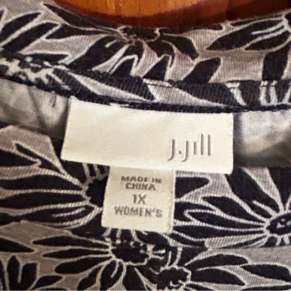 J. Jill Women’s 1X Floral A-Line Maxi Dress - Picture 3 of 3